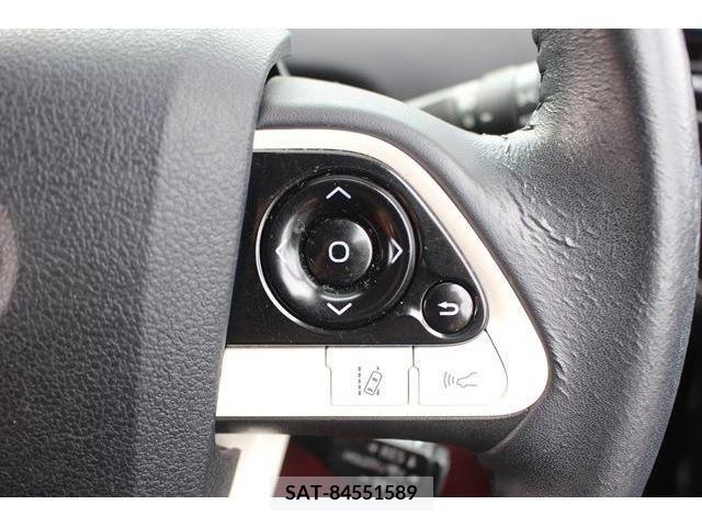 Toyota PRIUS 2016-03 379841-4
