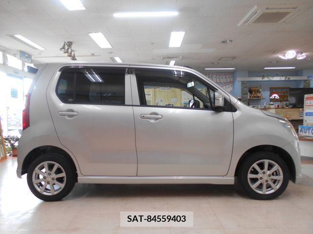 Suzuki WAGON R 2013-02 233208-8