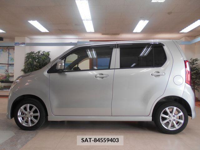 Suzuki WAGON R 2013-02 233208-7