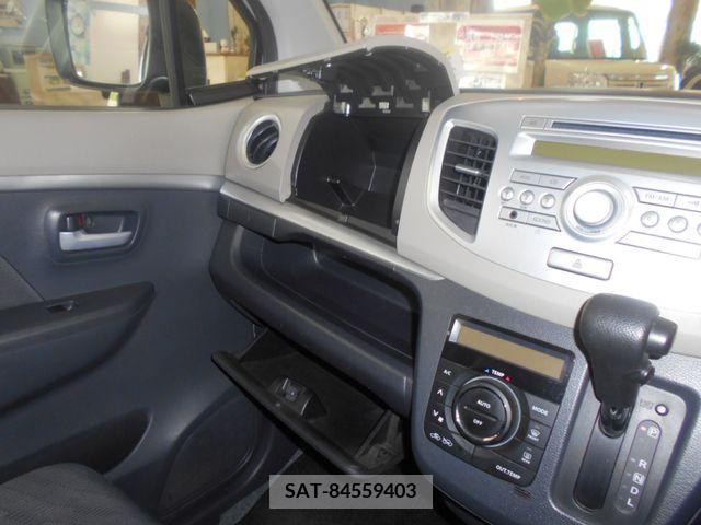 Suzuki WAGON R 2013-02 233208-15