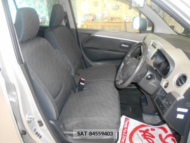 Suzuki WAGON R 2013-02 233208-9
