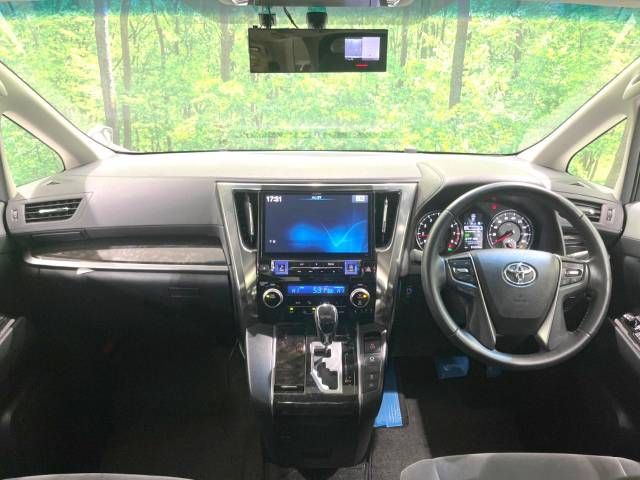 Toyota VELLFIRE 2016-08 195847-1