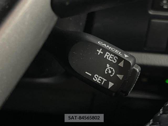 Toyota NOAH 2020-02 213263-5