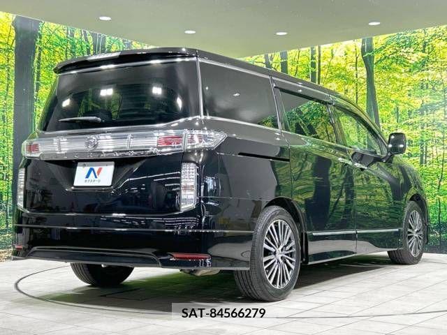 Nissan ELGRAND 2015-07 316281-17