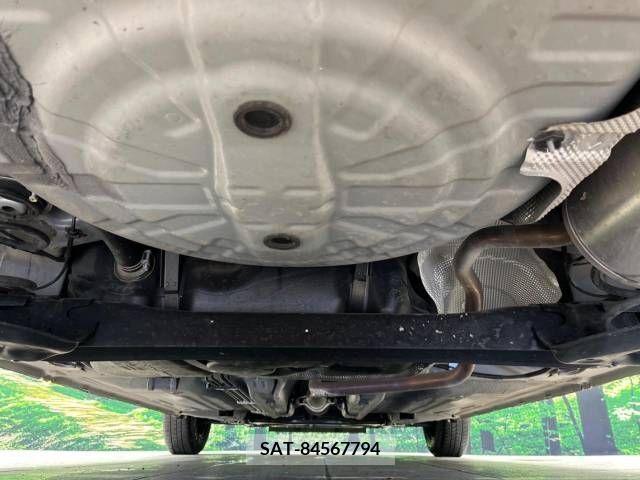 Nissan MARCH 2022-01 382467-19