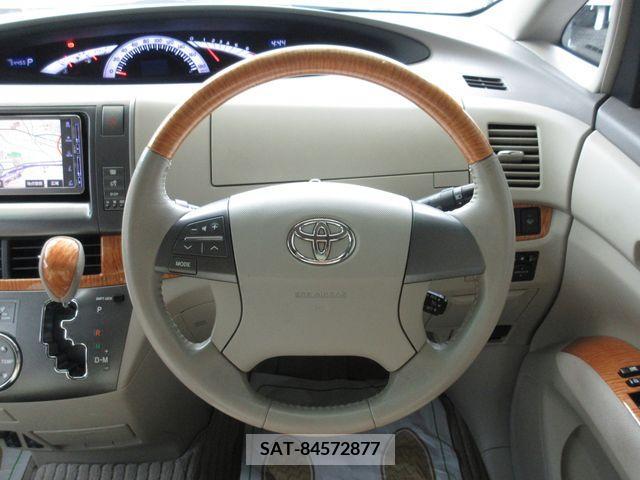 Toyota ESTIMA 2009-03 212615-17
