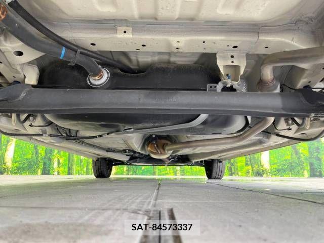 Suzuki SPACIA 2022-08 348517-19