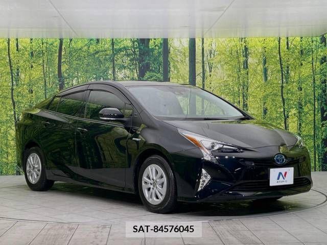 Toyota PRIUS 2019-01 214462-16