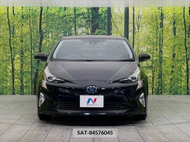 Toyota PRIUS 2019-01 214462-14