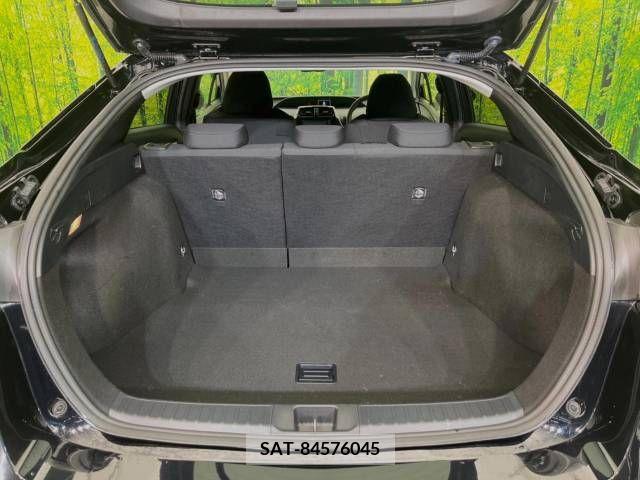 Toyota PRIUS 2019-01 214462-11