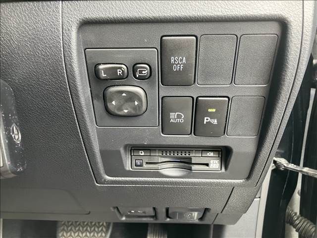 Toyota LAND CRUISER 2017-01 5929-10