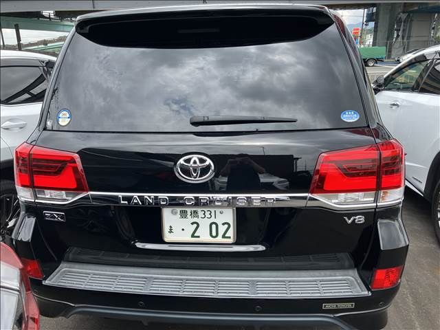 Toyota LAND CRUISER 2017-01 5929-15