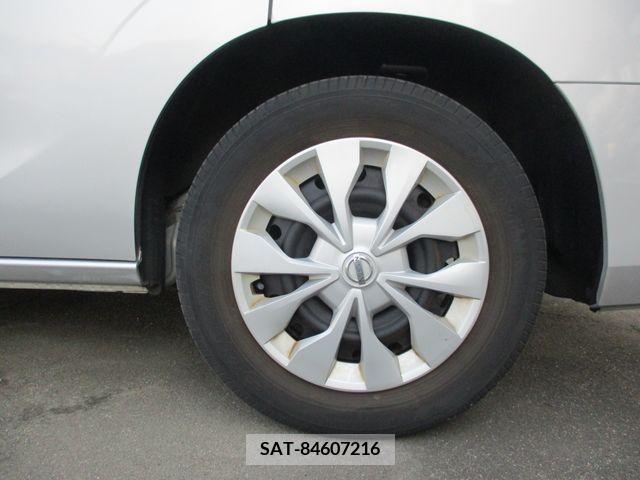 Nissan SERENA 2017-12 335273-14
