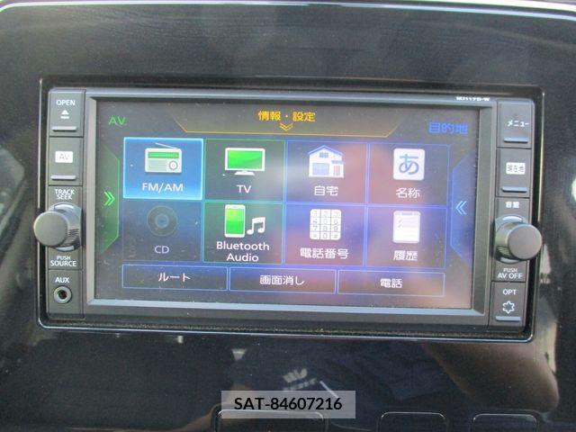 Nissan SERENA 2017-12 335273-18