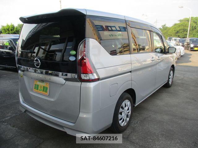 Nissan SERENA 2017-12 335273-4