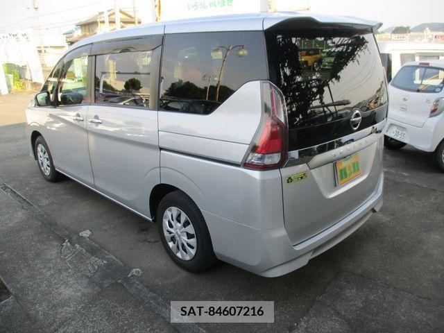 Nissan SERENA 2017-12 335273-6
