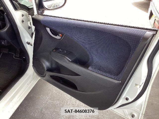 Honda FIT 2009-06 384554-19