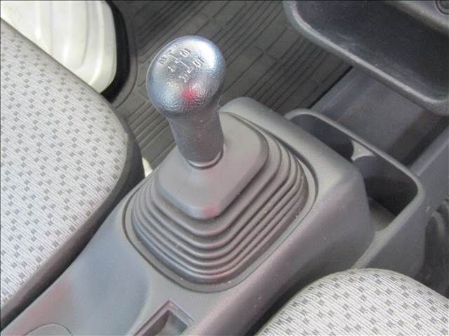 Nissan CLIPPER 2017-05 8706-4