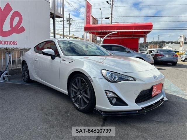 Toyota 86 2012-08 210432-2