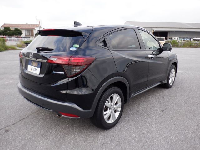 Honda VEZEL 2019-07 8439-2