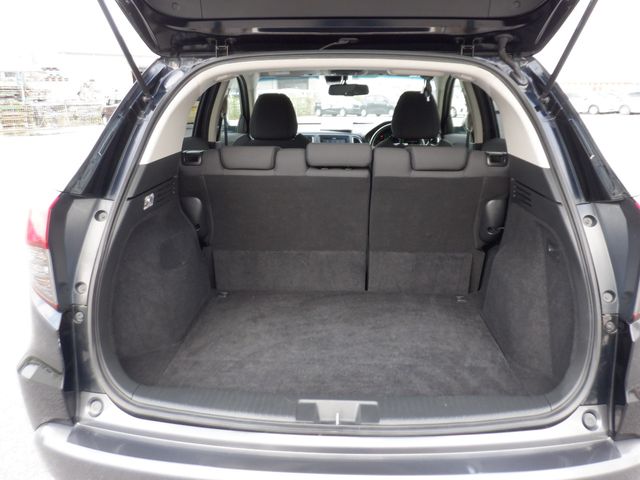 Honda VEZEL 2019-07 8439-8