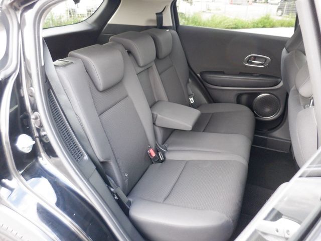 Honda VEZEL 2019-07 8439-11