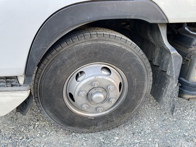 Nissan CONDOR 2011-11 285-19