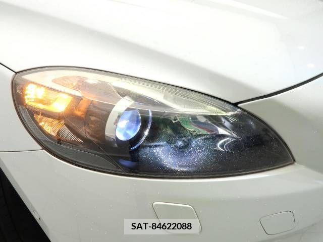 Volvo V40 2015-07 341995-14