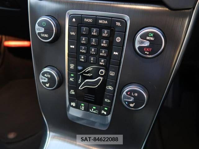 Volvo V40 2015-07 341995-7