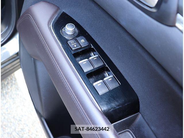 Mazda CX-8 2018-09 331631-27