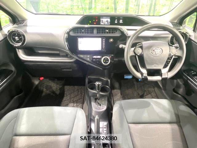 Toyota AQUA 2018-07 292345-1