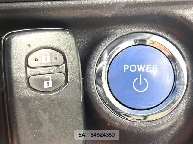 Toyota AQUA 2018-07 292345-7