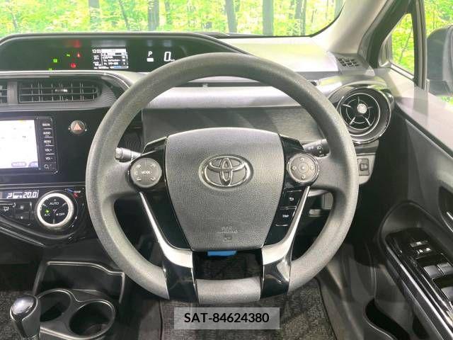 Toyota AQUA 2018-07 292345-11