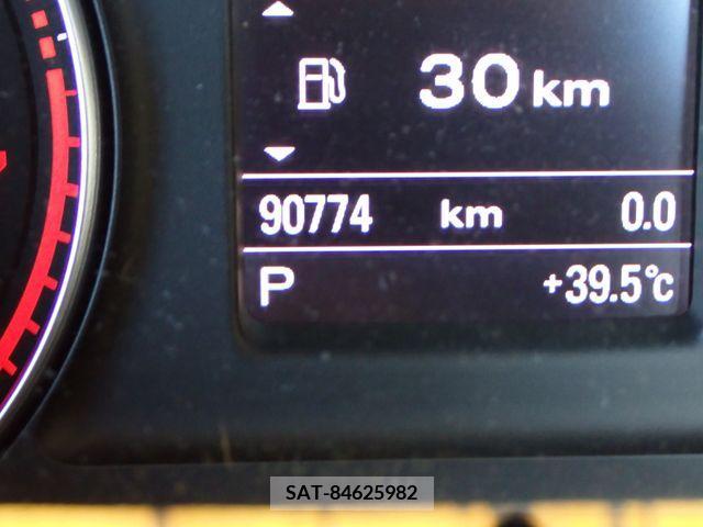 Audi Q3 2012-09 356593-10