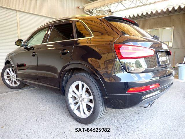 Audi Q3 2012-09 356593-2