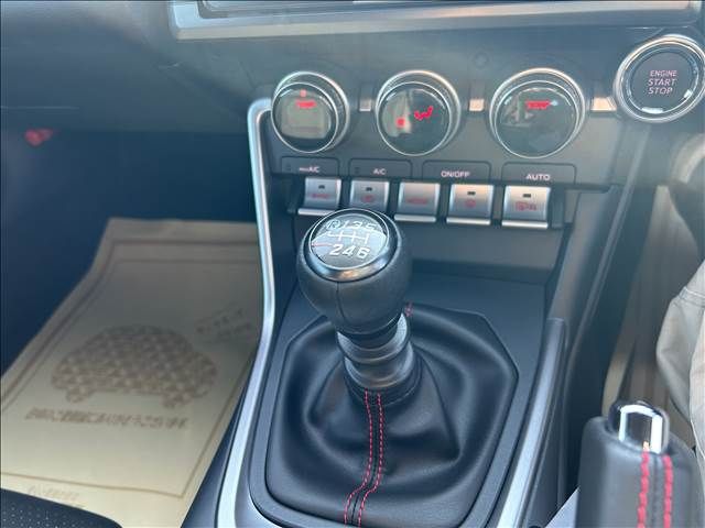 Subaru BRZ 2022-01 182193-10