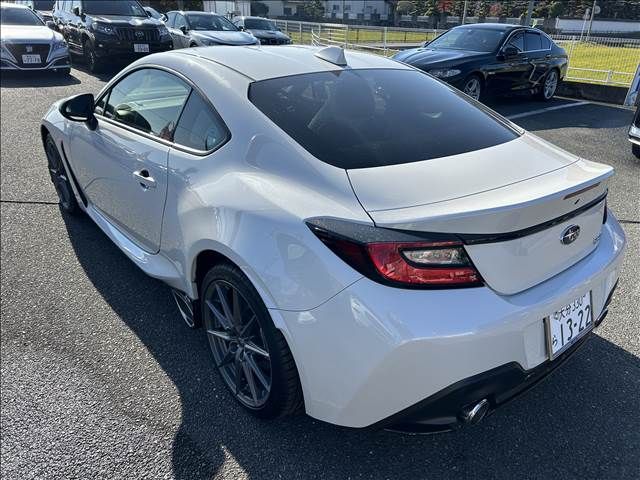 Subaru BRZ 2022-01 182193-2