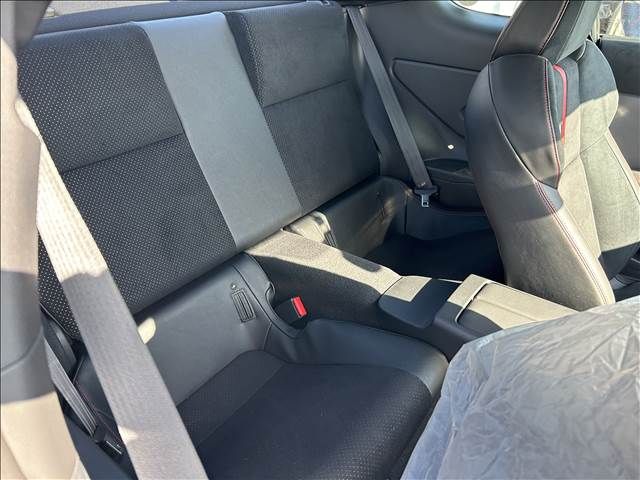 Subaru BRZ 2022-01 182193-5