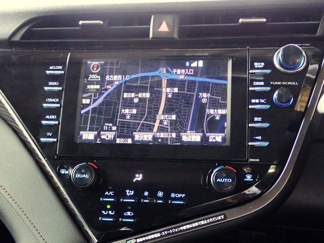 Toyota CAMRY HYBRID 2017-11 187184-26