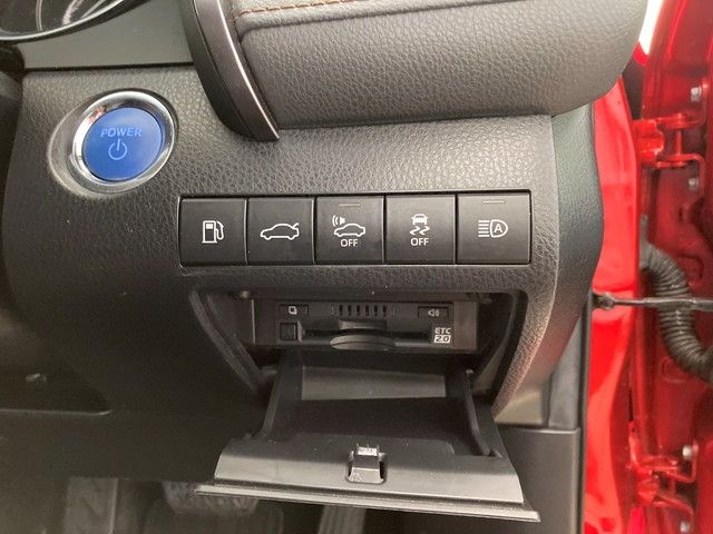 Toyota CAMRY HYBRID 2017-11 187184-24