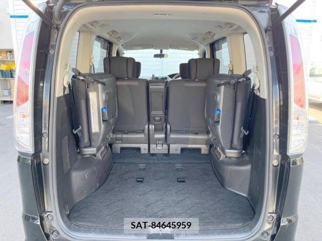 Nissan SERENA 2012-04 252060-12