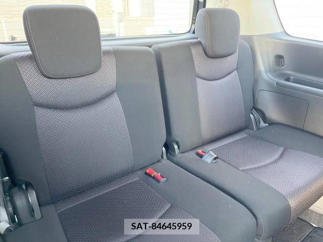 Nissan SERENA 2012-04 252060-11
