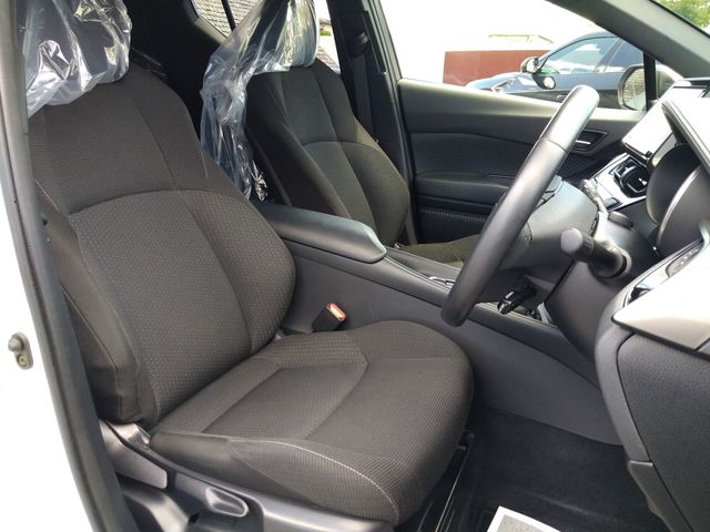 Toyota C-HR 2019-08 5959-12