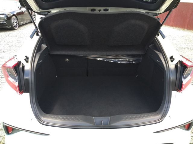 Toyota C-HR 2019-08 5959-25