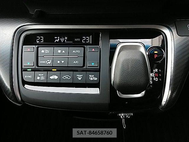 Honda STEP WGN 2018-03 368865-8