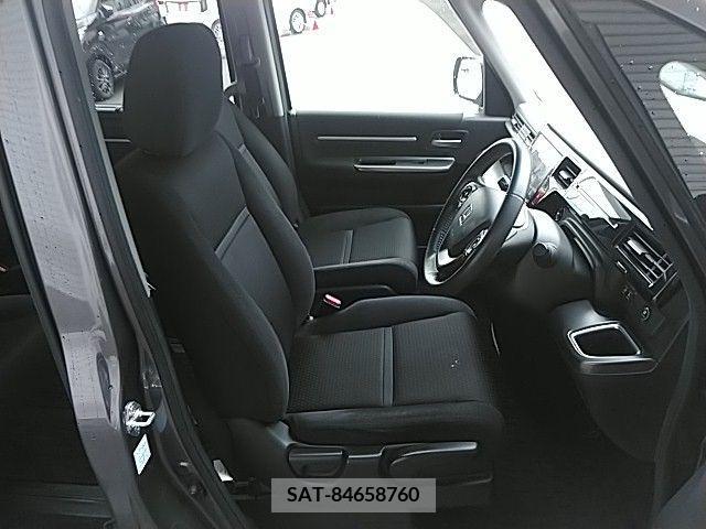 Honda STEP WGN 2018-03 368865-15