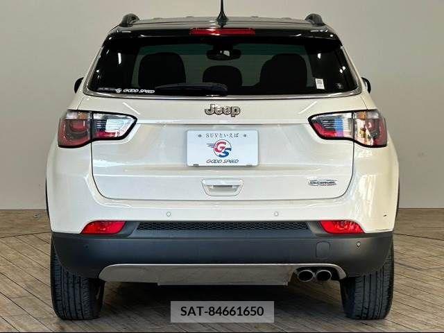Jeep COMPASS 2017-12 208852-12