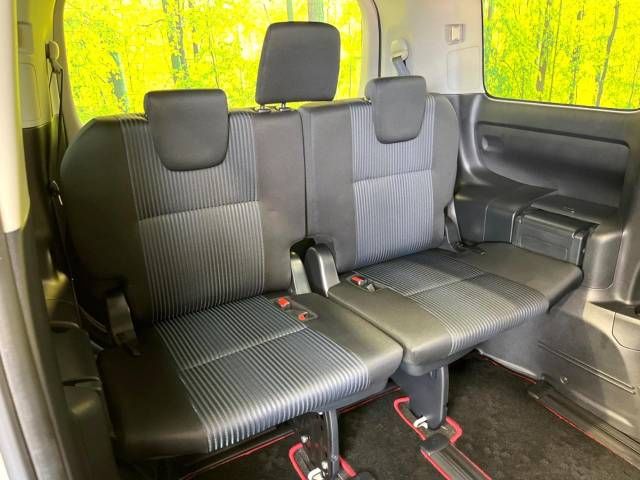 Toyota VOXY 2015-12 9153-10