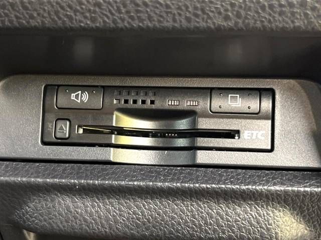 Toyota VOXY 2015-12 9153-5
