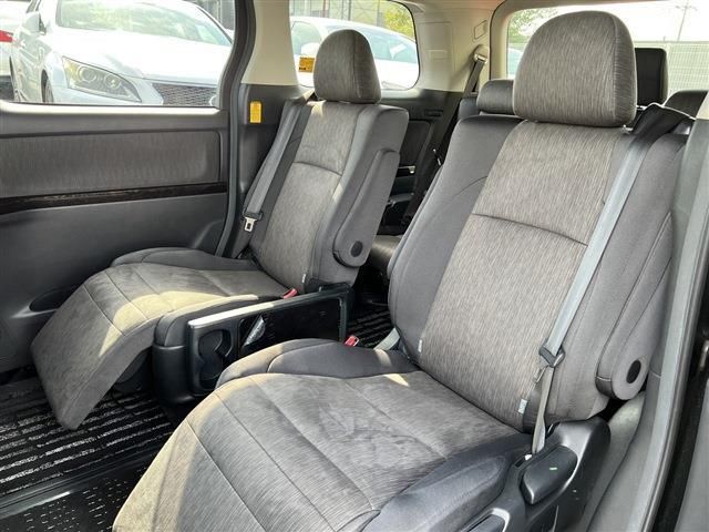 Toyota ALPHARD HYBRID 2012-03 181963-19
